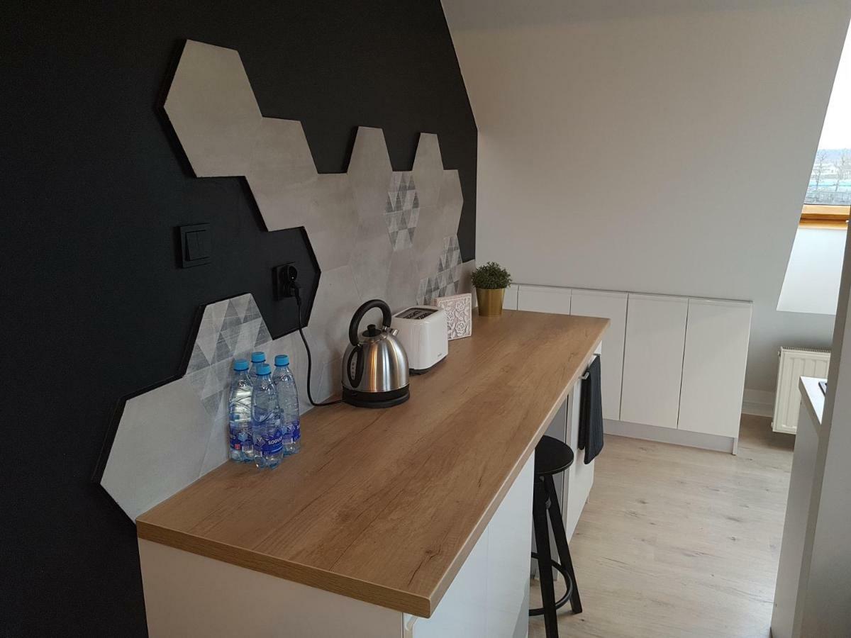 Black Rose Apartament Targi 3 Km, F-Ry Vat Kielce Esterno foto