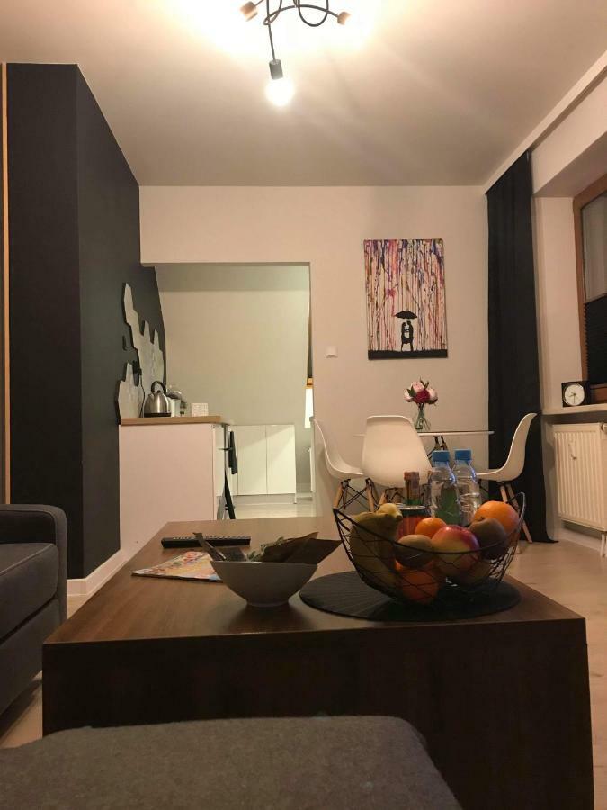 Black Rose Apartament Targi 3 Km, F-Ry Vat Kielce Esterno foto